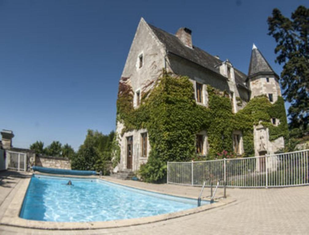 Manoir De L'Abbaye Bed & Breakfast Seuilly ภายนอก รูปภาพ