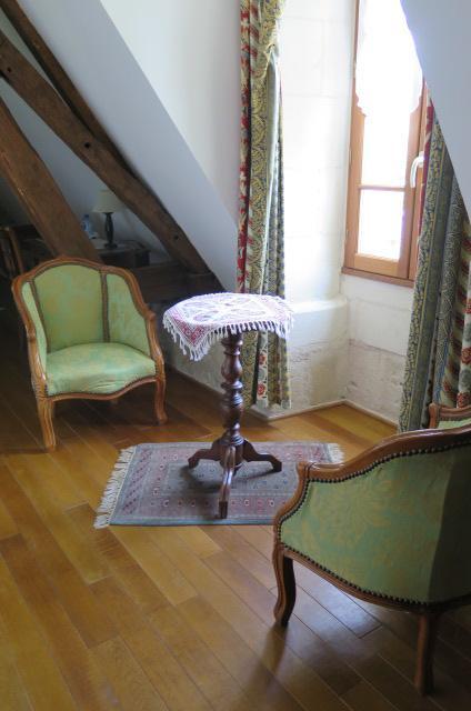 Manoir De L'Abbaye Bed & Breakfast Seuilly ภายนอก รูปภาพ