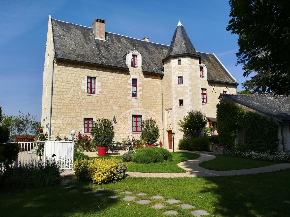 Manoir De L'Abbaye Bed & Breakfast Seuilly ภายนอก รูปภาพ